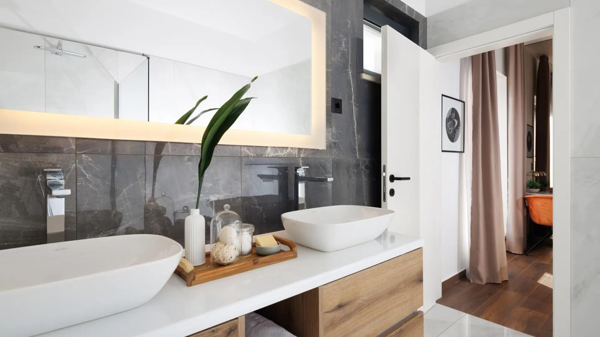 Villa Luxor 0*, Zambratija (Istria)